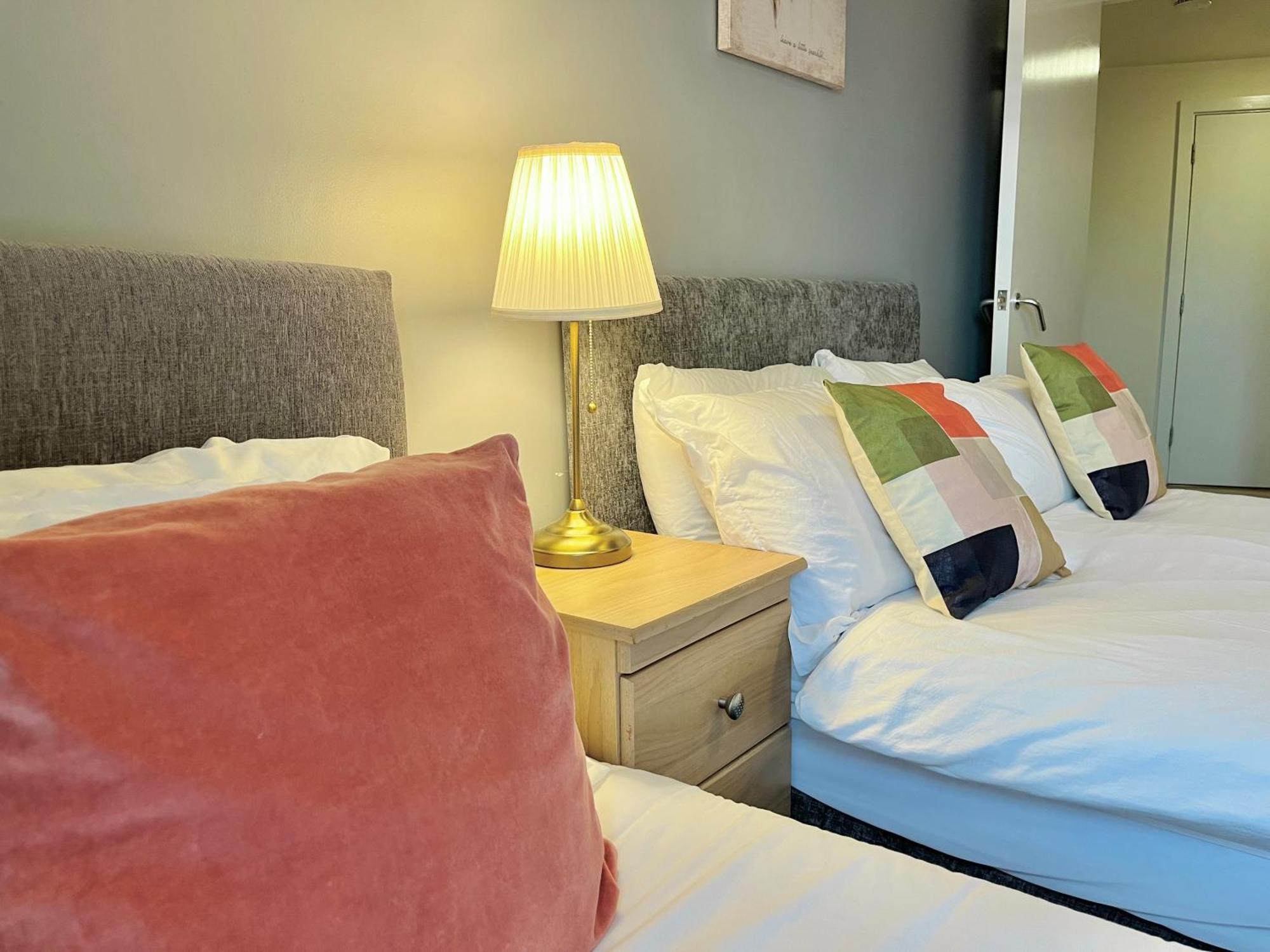 Skyview Apartment By Noknokstay - City Centre With Parking - Group, Family, Business Sheffield Ngoại thất bức ảnh