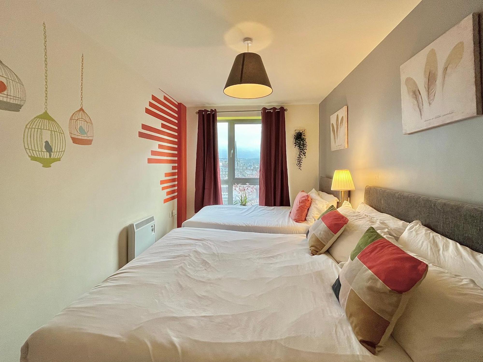 Skyview Apartment By Noknokstay - City Centre With Parking - Group, Family, Business Sheffield Ngoại thất bức ảnh