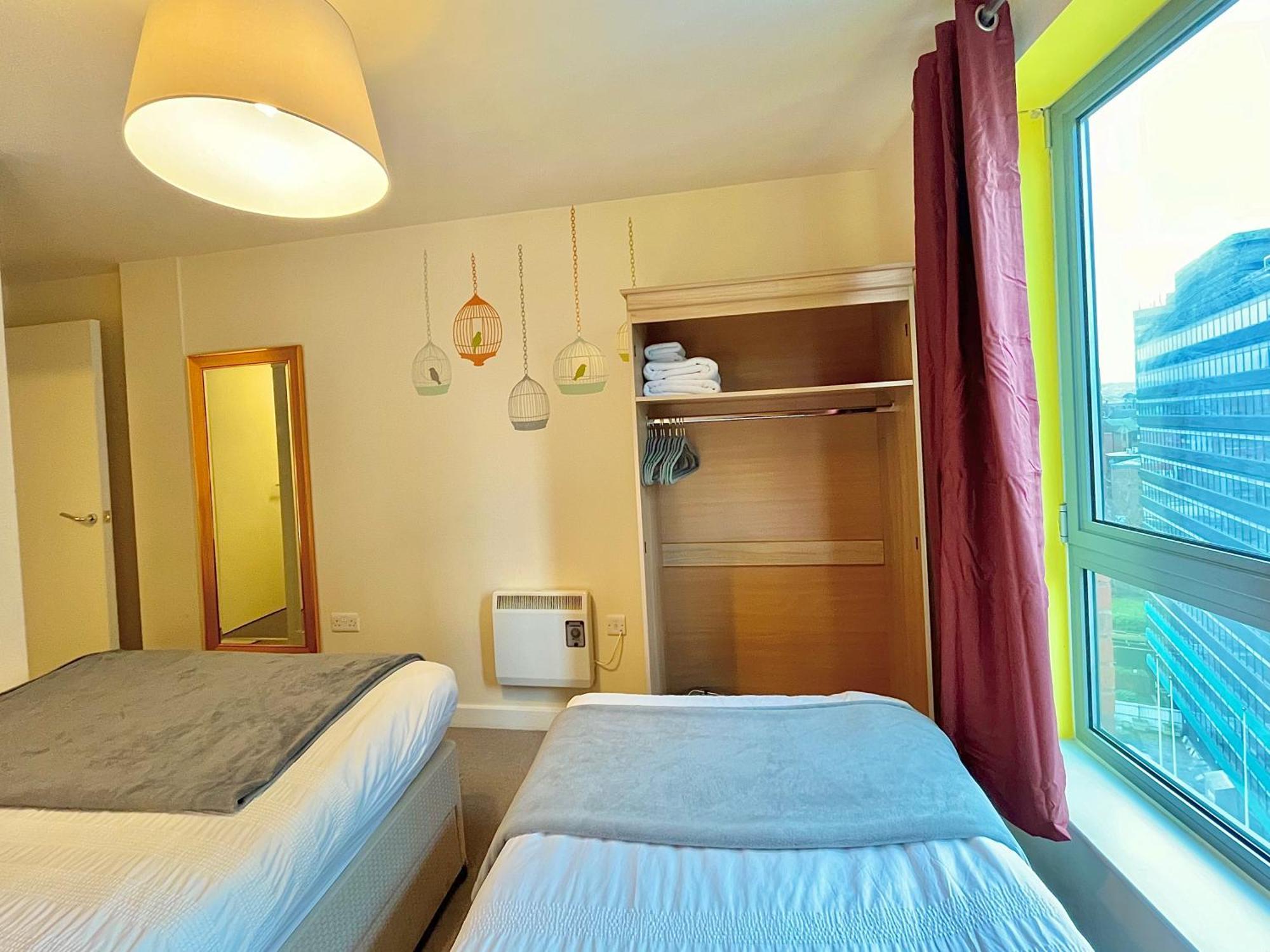 Skyview Apartment By Noknokstay - City Centre With Parking - Group, Family, Business Sheffield Ngoại thất bức ảnh