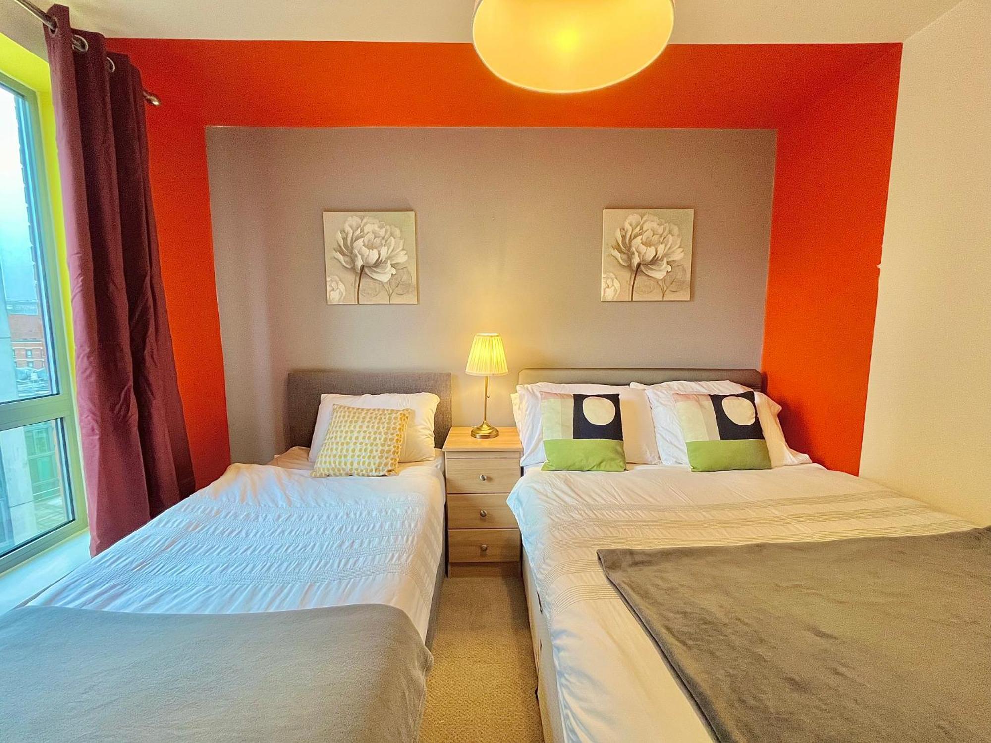 Skyview Apartment By Noknokstay - City Centre With Parking - Group, Family, Business Sheffield Ngoại thất bức ảnh